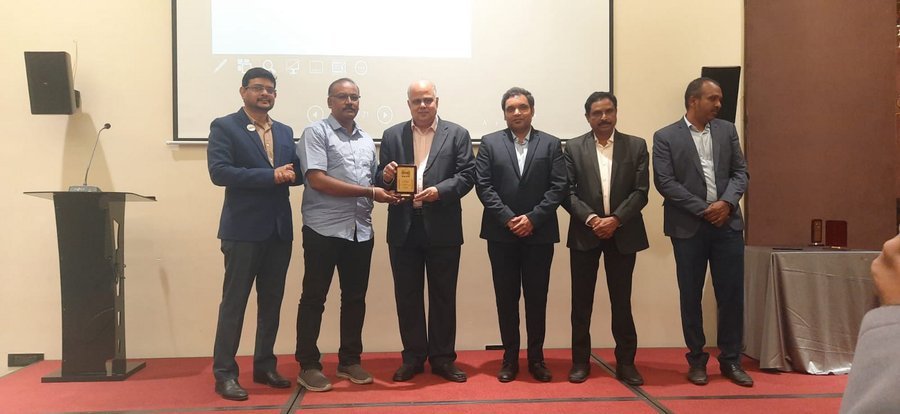 Recognition on Stage — Honoured for performance at an insurer recognition ceremony